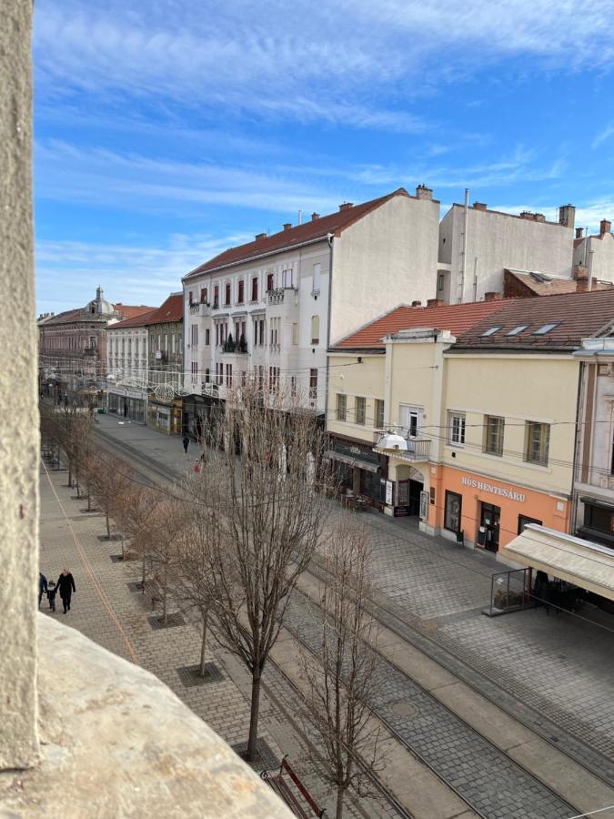 Szechenyi Apartman Lägenhet Miskolc Exteriör bild